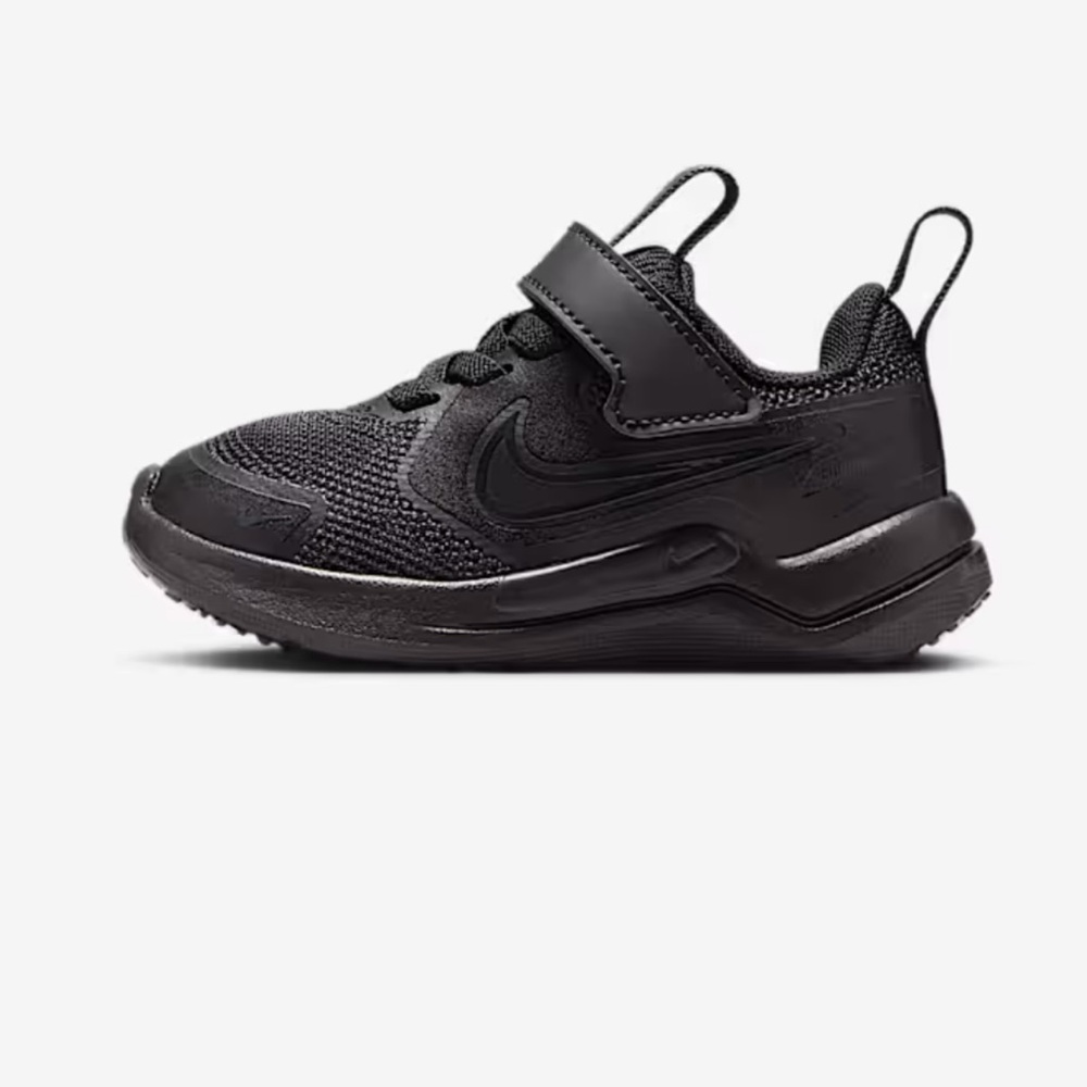 Nike Cosmic Runner All-Black Kids' Sneakers-Size 3C NWOT